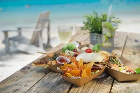 Chill Beach Bar & Grill (Restaurants & Bars) Slider Image 3 – LionsDive