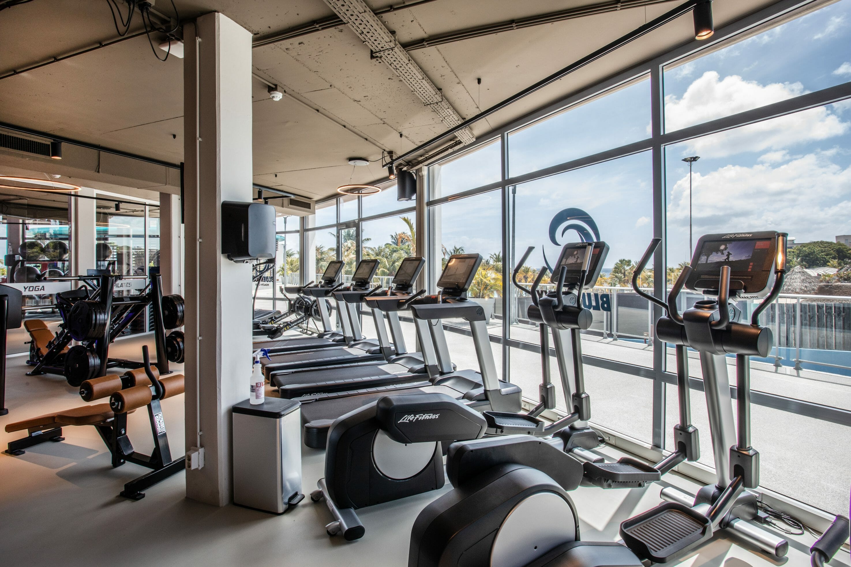 Blue Maxx Health Club Gym in Curacao